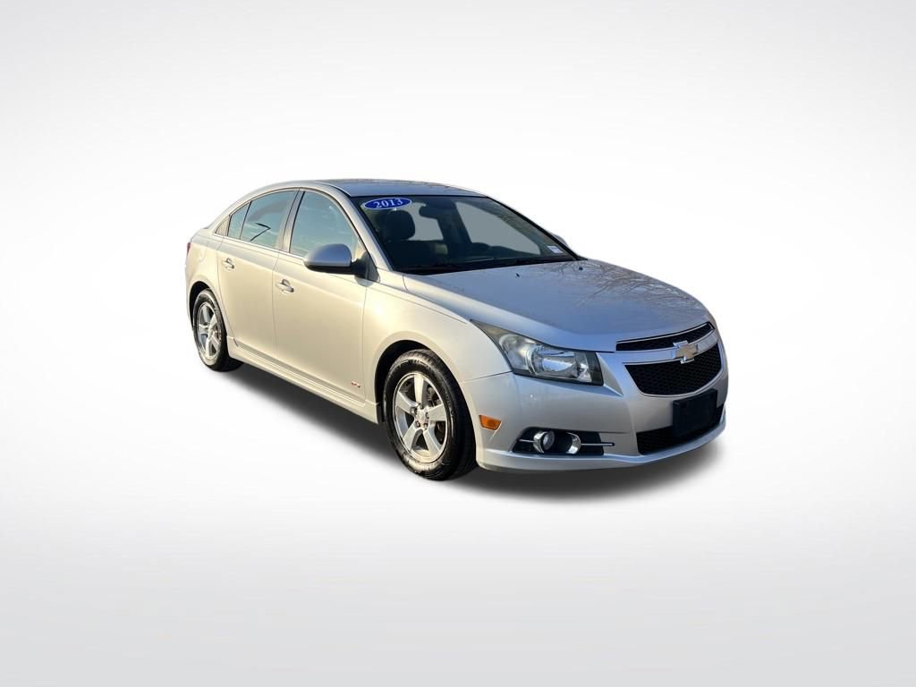 Used 2013 Chevrolet Cruze LT w/ RS Package image 7