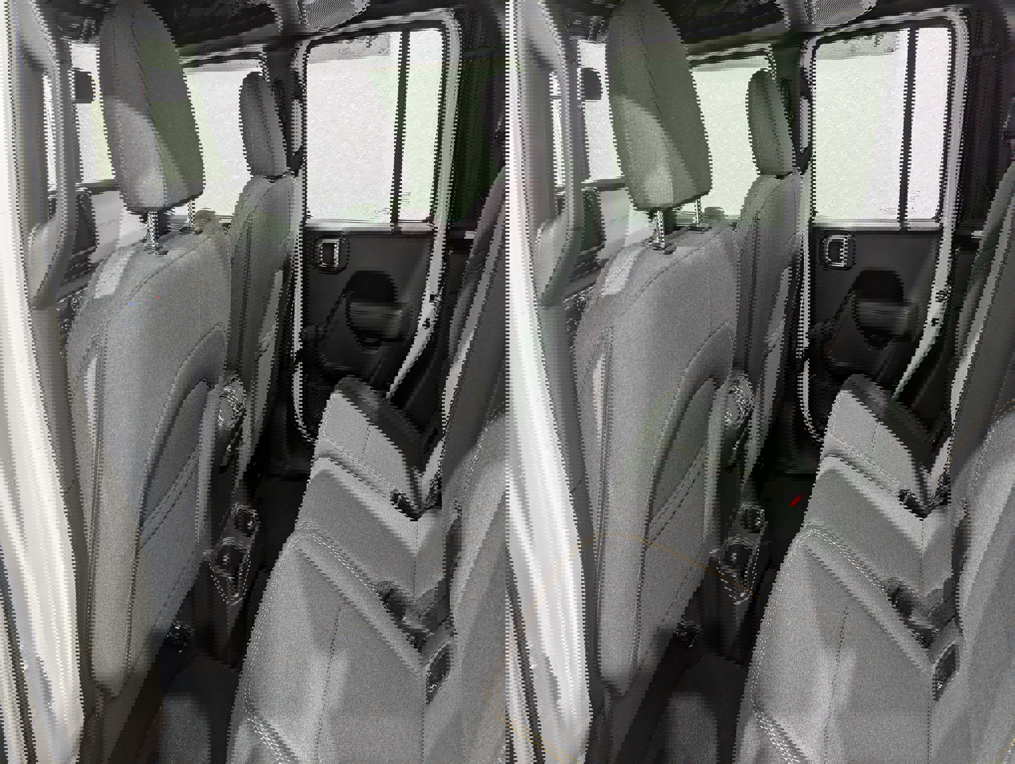 Used 2024 Jeep Gladiator Sport image 11