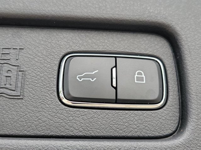 Certified 2020 Lincoln Aviator Reserve w/ Equipment Group 202A AWD/4WD image 9