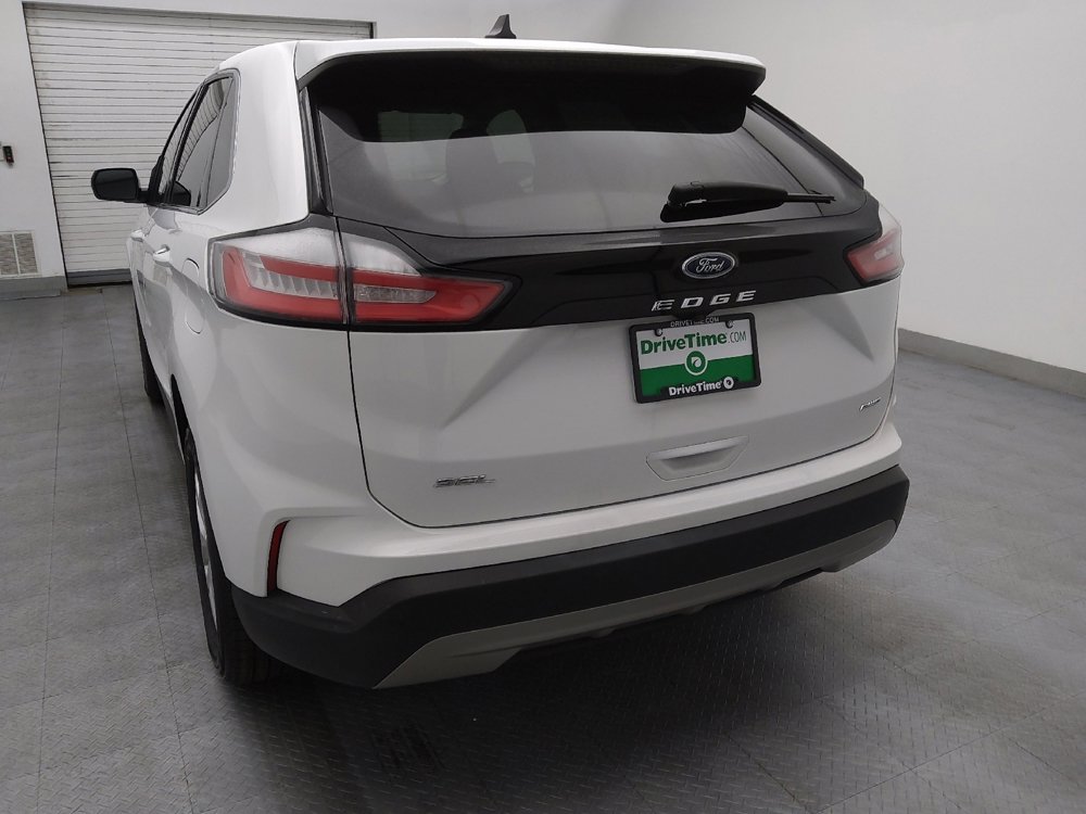 Used 2023 Ford Edge SEL image 6