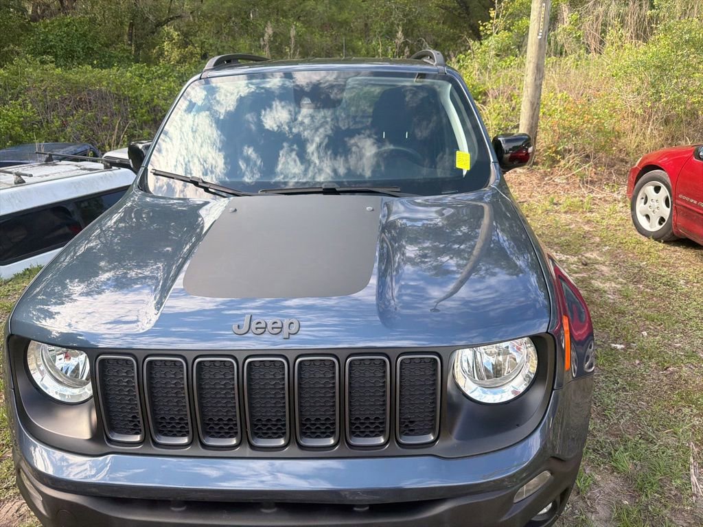 Certified 2022 Jeep Renegade Trailhawk AWD/4WD image 2