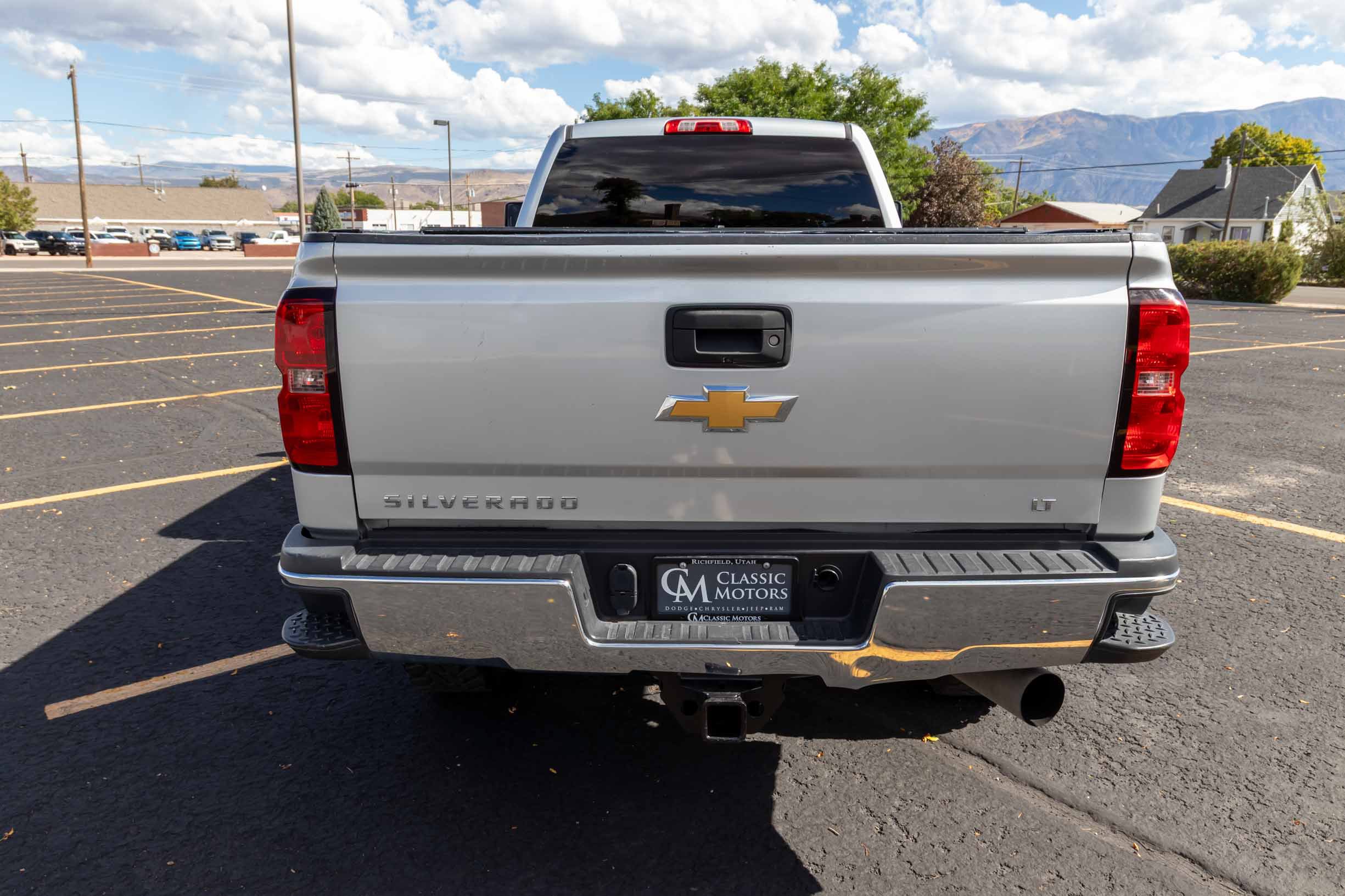 Used 2018 Chevrolet Silverado 3500 LT w/ LT Convenience Package AWD/4WD image 5