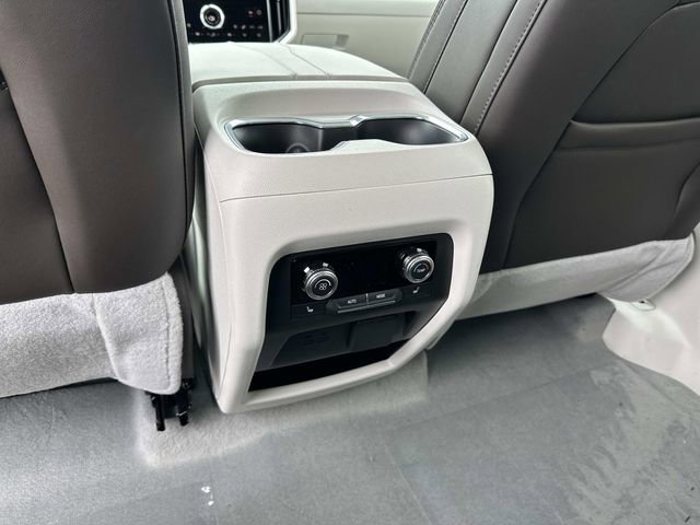 New 2026 GMC Acadia Denali w/ Super Cruise Package FWD image 14