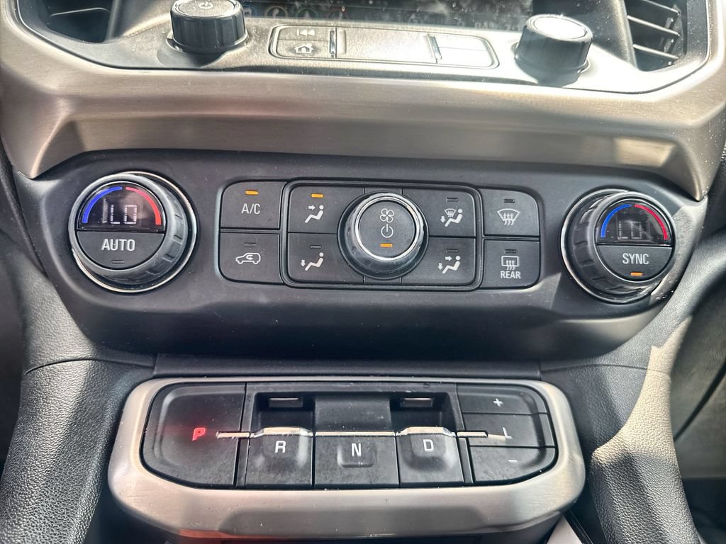 Used 2021 GMC Acadia Denali w/ Denali Ultimate Package AWD/4WD image 16