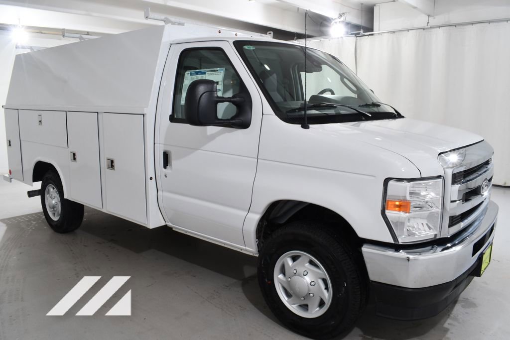 New 2026 Ford E-350 and Econoline 350 Super Duty w/ Power Equipment Group image 5
