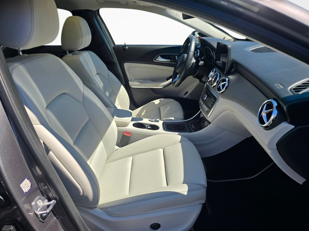 Used 2019 Mercedes-Benz GLA 250 image 27