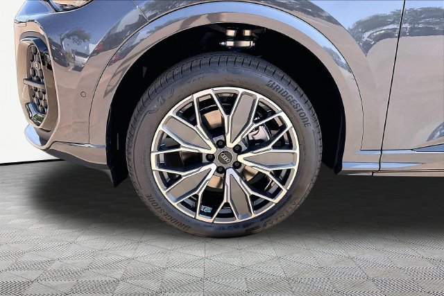 New 2026 Audi Q5 Premium Plus AWD/4WD image 8