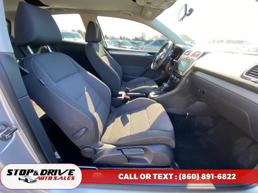 Used 2010 Volkswagen Golf 2-Door image 15