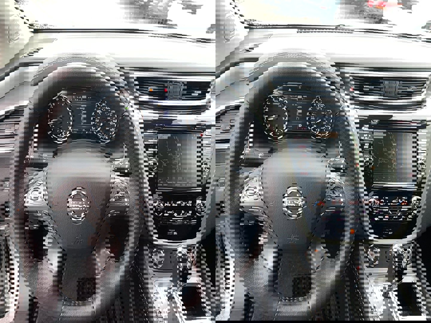 Used 2024 Nissan Murano SL image 17