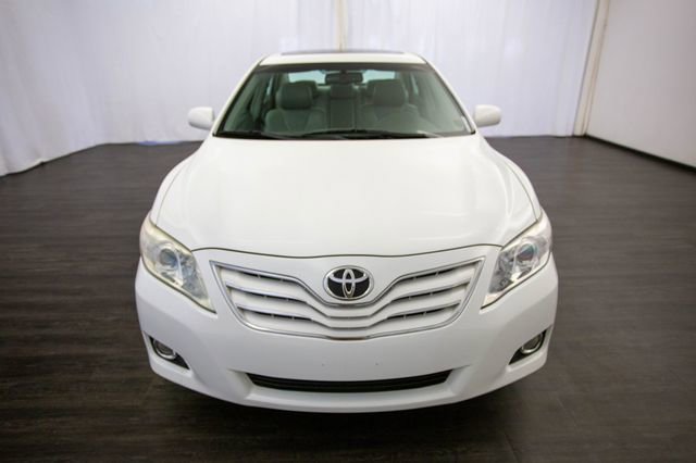 Used 2011 Toyota Camry XLE w/ XLE Extra-Value Pkg #2 image 14