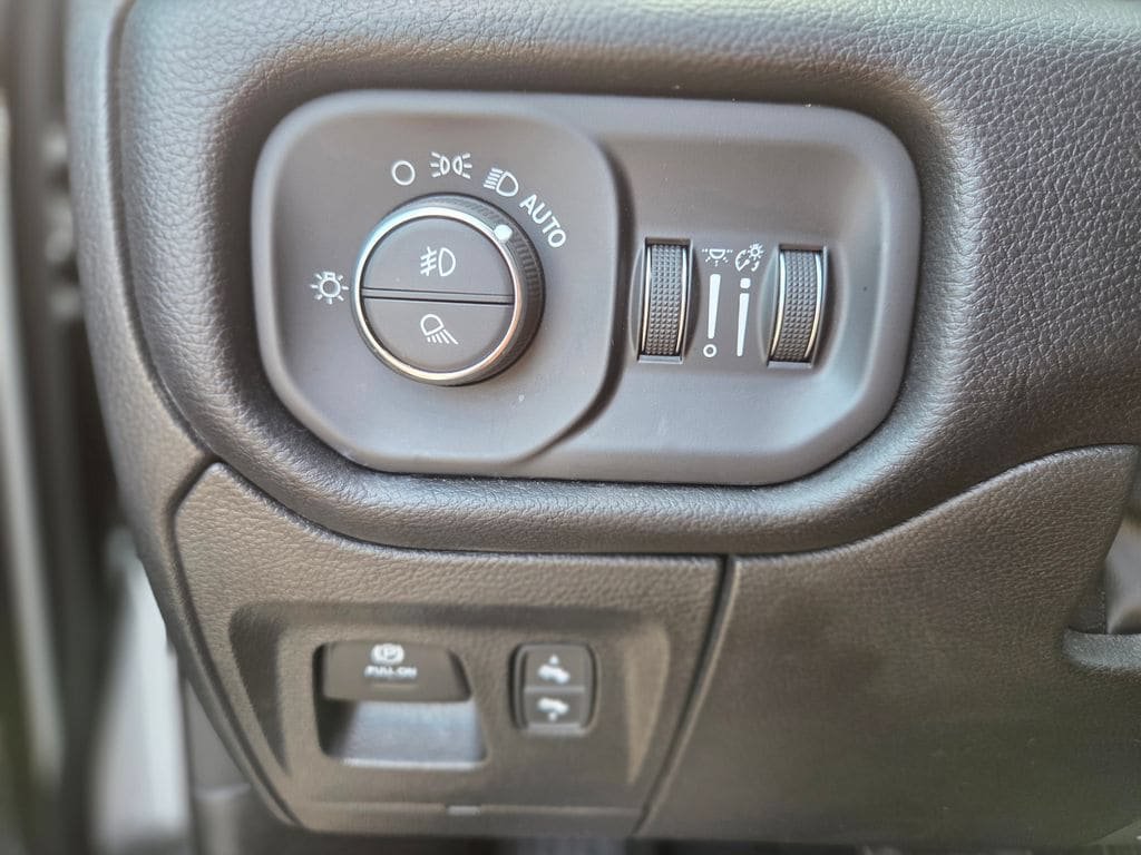 Used 2026 RAM 1500 Big Horn AWD/4WD image 28
