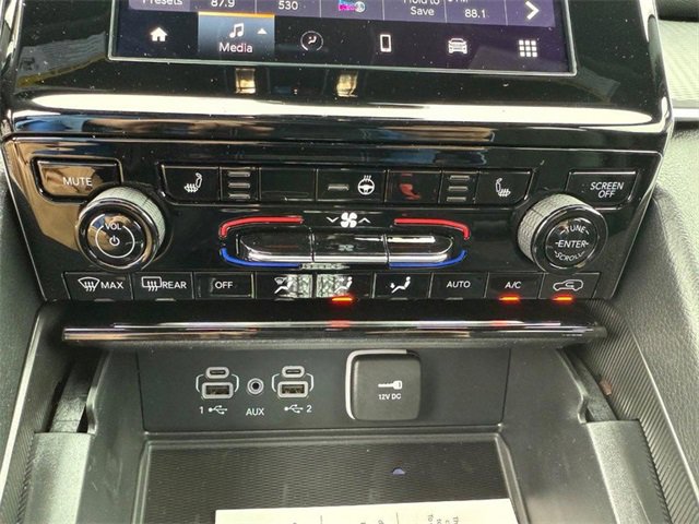 New 2025 Jeep Grand Cherokee L Altitude image 29