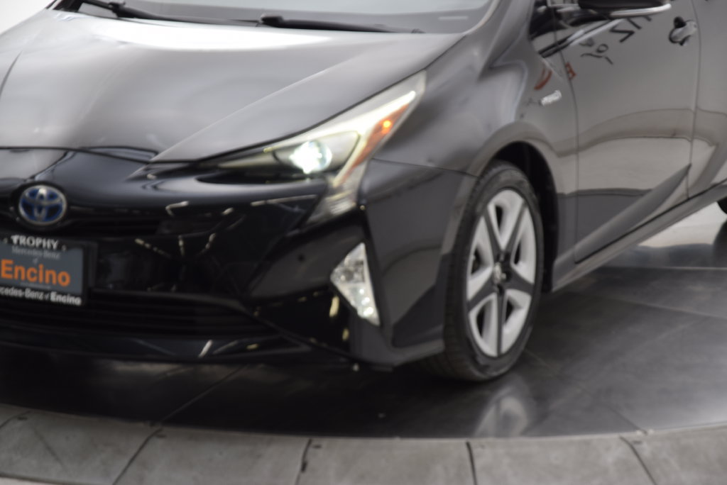 Used 2017 Toyota Prius Three Touring FWD image 10