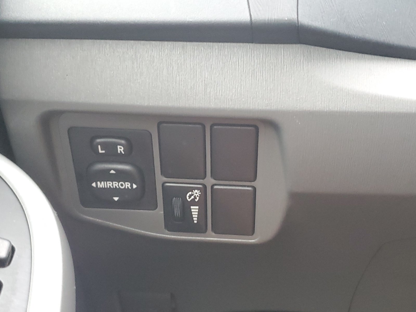 Used 2010 Toyota Prius Two FWD image 22