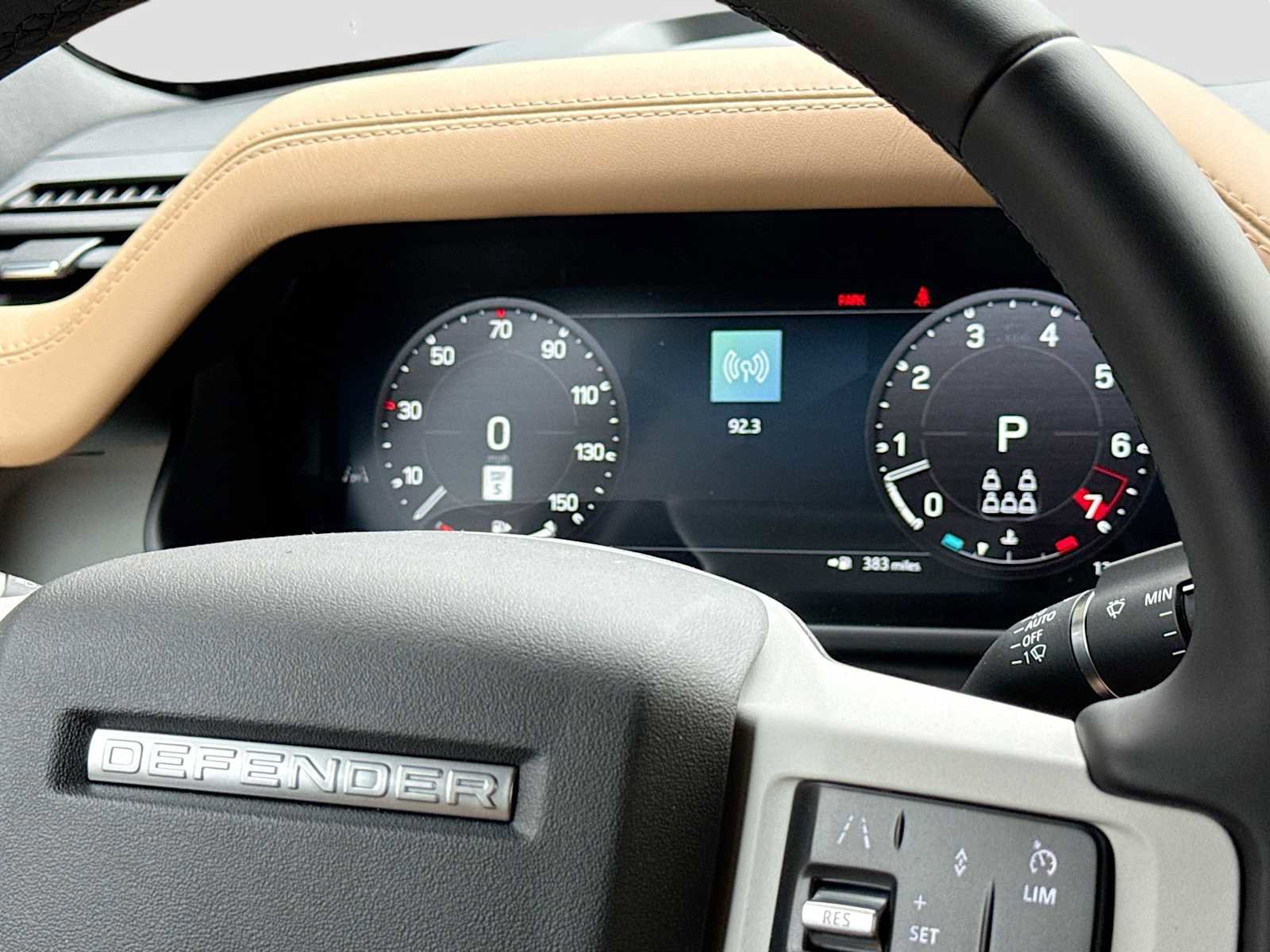 New 2026 Land Rover Defender 130 X-Dynamic SE AWD/4WD image 8