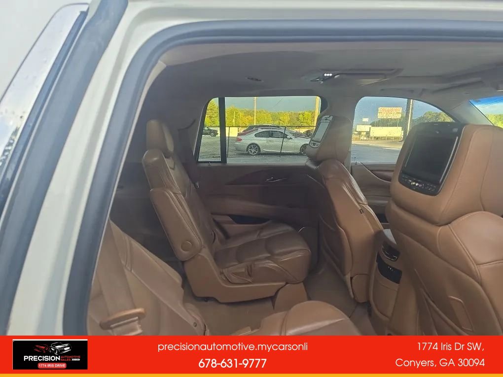 Used 2015 Cadillac Escalade Platinum image 13