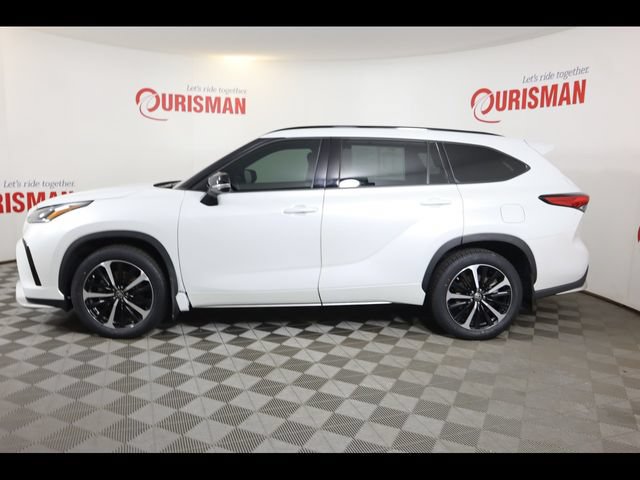 Used 2022 Toyota Highlander XSE AWD/4WD image 20