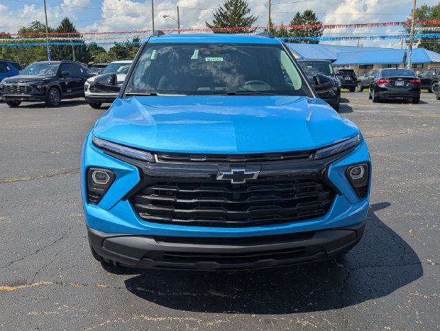 New 2026 Chevrolet TrailBlazer LT w/ Convenience Package AWD/4WD image 2