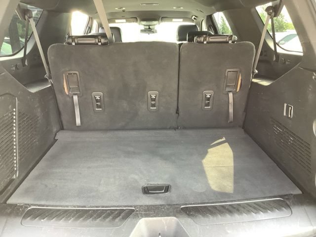 Used 2023 Chevrolet Suburban LS AWD/4WD image 14