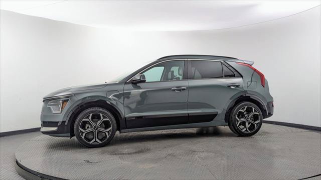 Used 2023 Kia Niro SX Touring FWD image 3