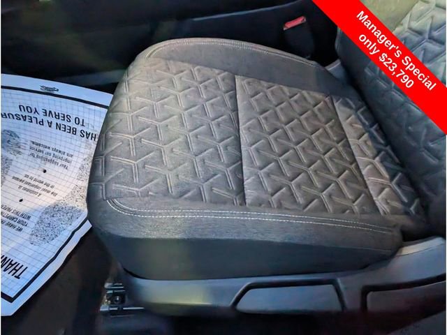 Certified 2025 Nissan Kicks SV image 23