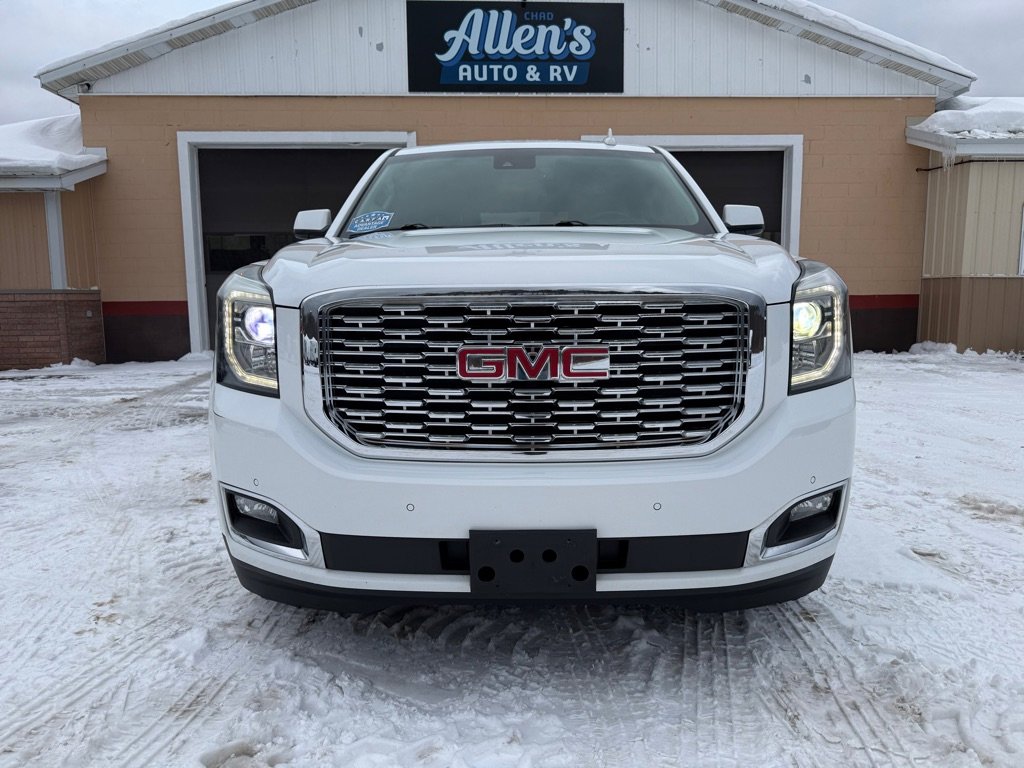 Used 2017 GMC Yukon SLT w/ Open Road Package image 2