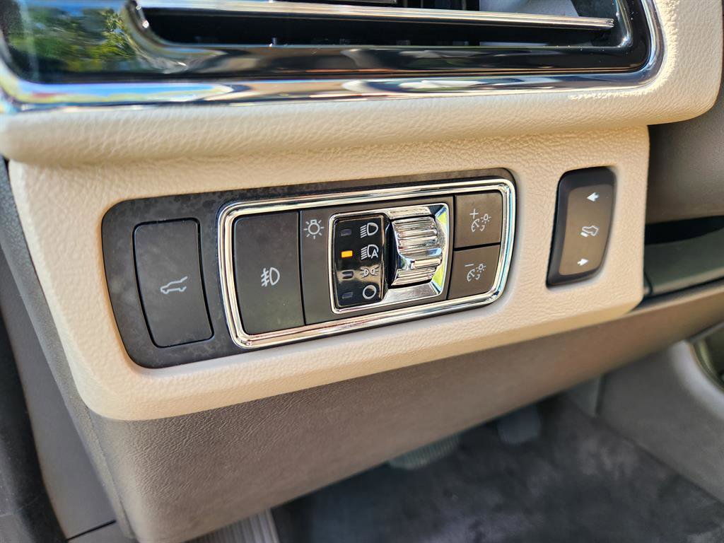 Used 2022 Lincoln Navigator Reserve image 37