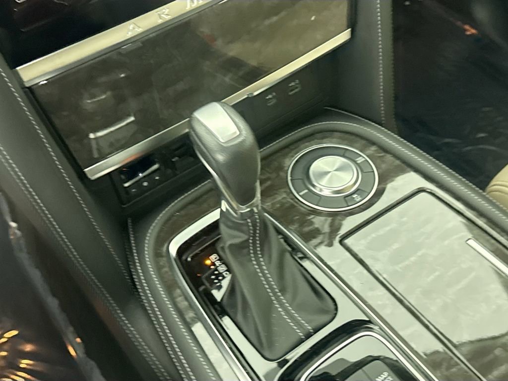 Used 2023 Nissan Armada Platinum w/ Captain's Chairs Package RWD image 15