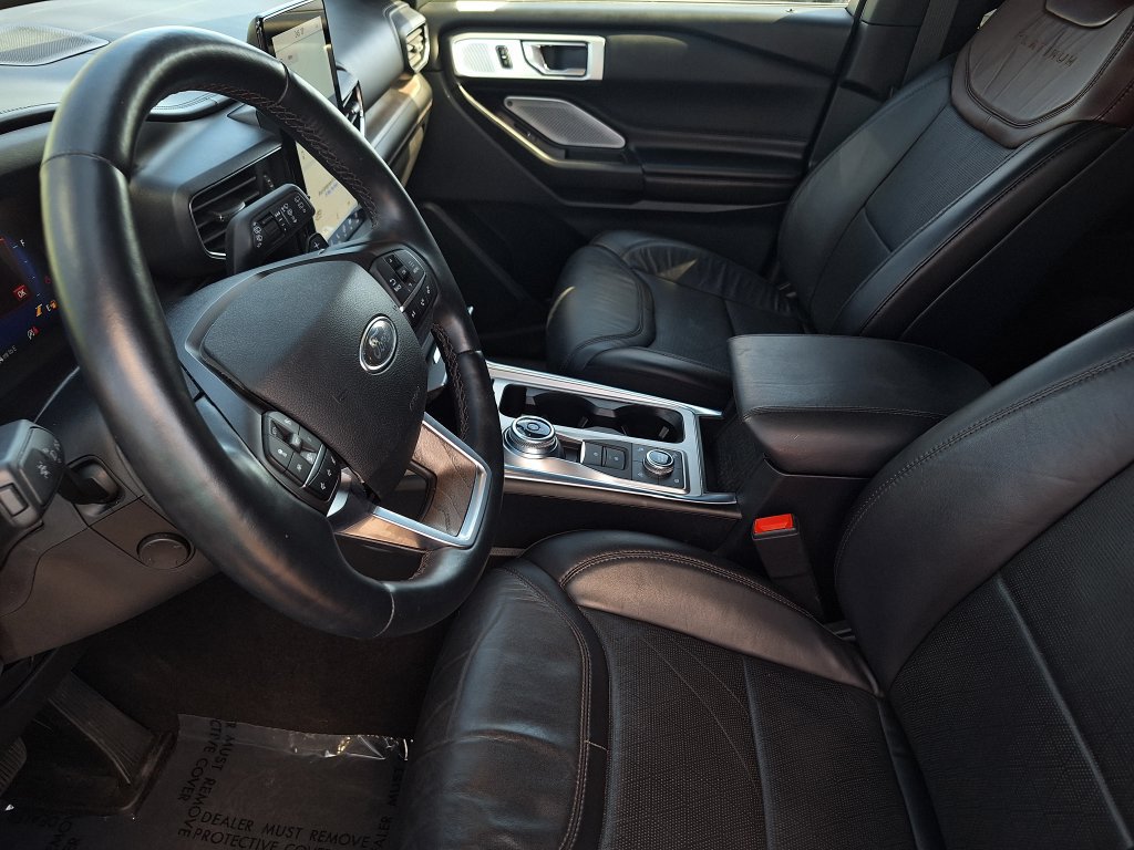 Used 2020 Ford Explorer Platinum w/ Premium Technology Package AWD/4WD image 10