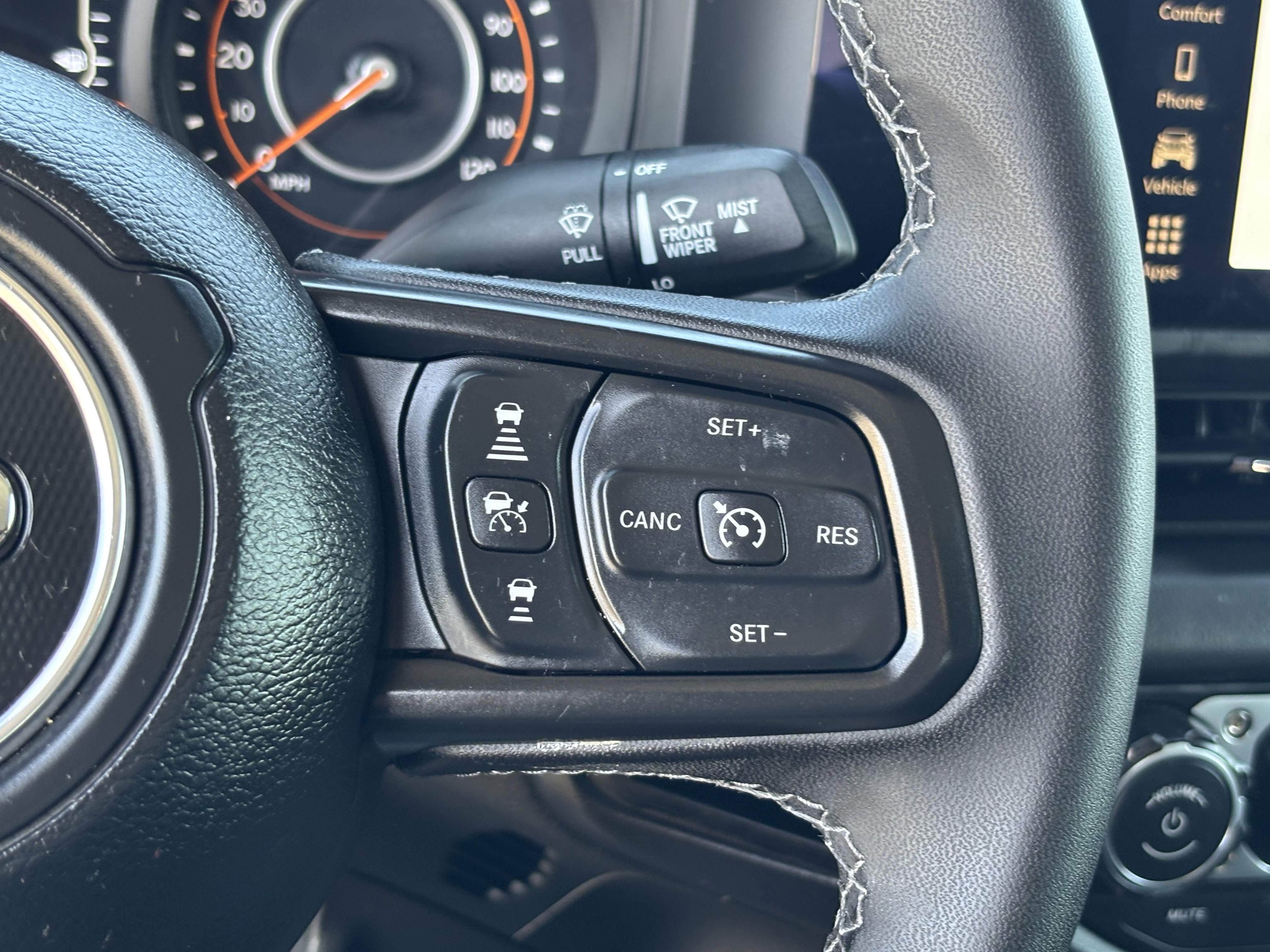 Used 2026 Jeep Gladiator Mojave AWD/4WD image 33