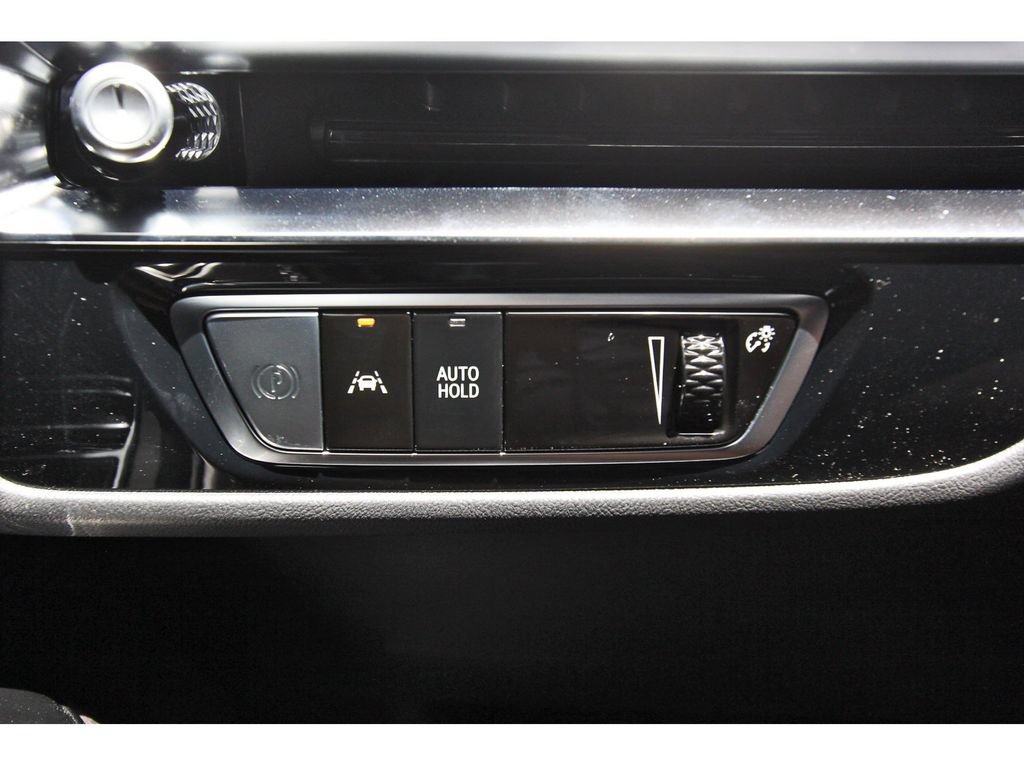New 2027 Cadillac Lyriq Luxury AWD/4WD image 14