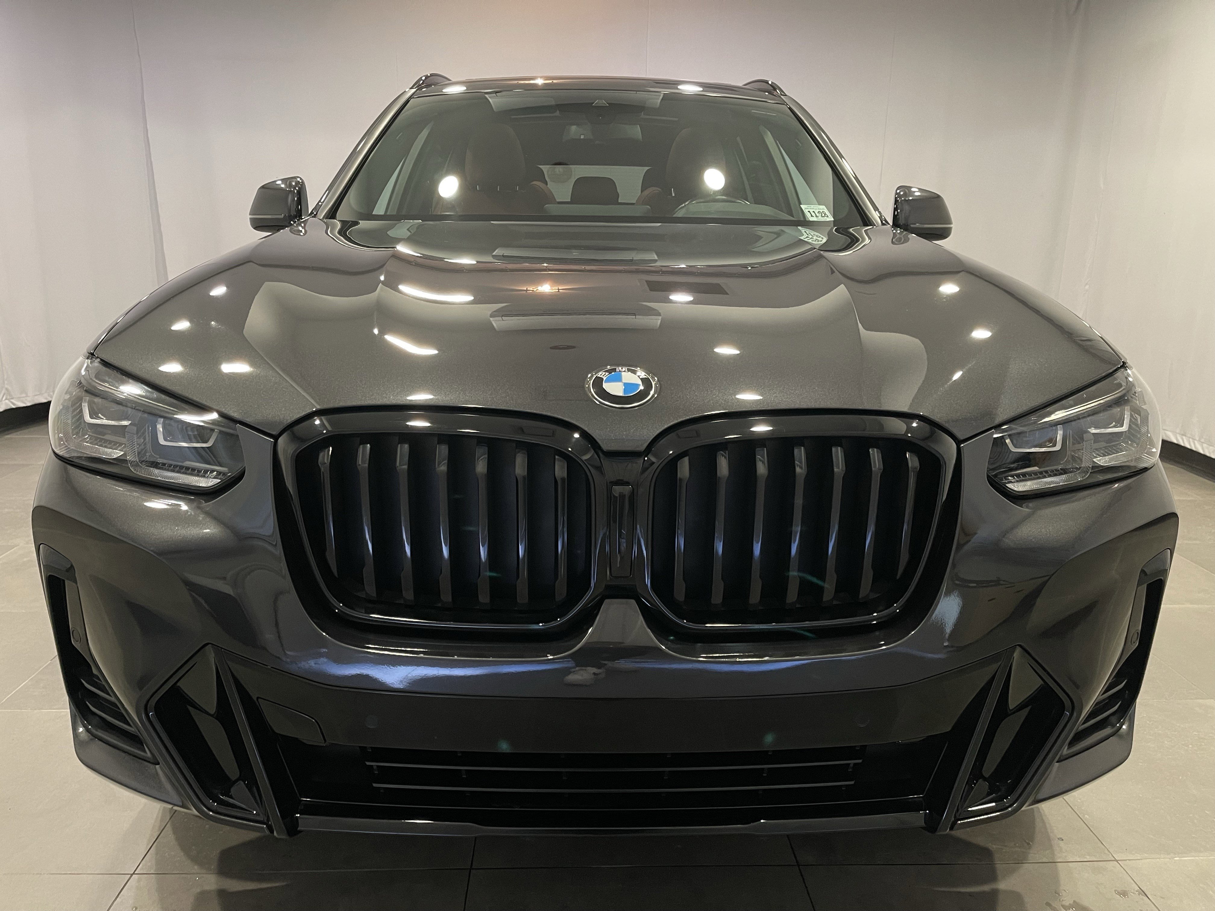 Certified 2024 BMW X3 xDrive30i w/ Premium Package image 2