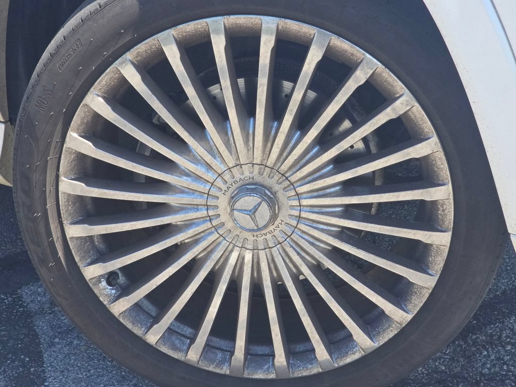 Used 2023 Mercedes-Benz Maybach GLS 600 4MATIC image 10