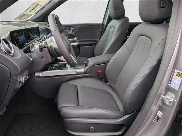 New 2026 Mercedes-Benz GLB 250 4MATIC image 4