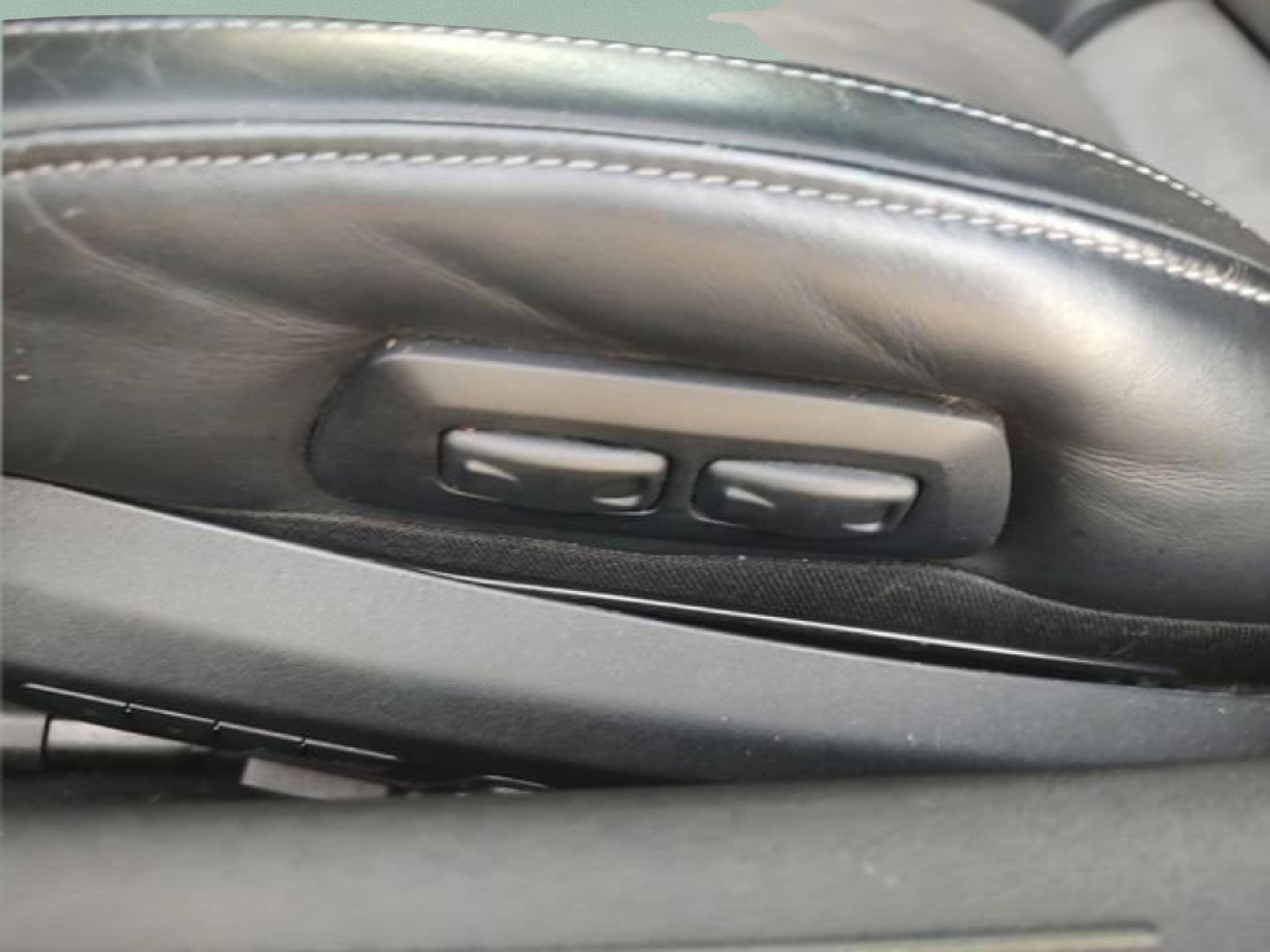 Used 2016 Mercedes-Benz AMG GT S image 31