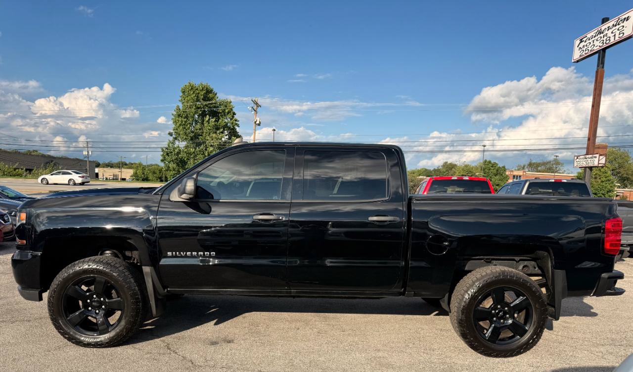 Used 2018 Chevrolet Silverado 1500 Custom w/ Custom Value Package AWD/4WD image 5