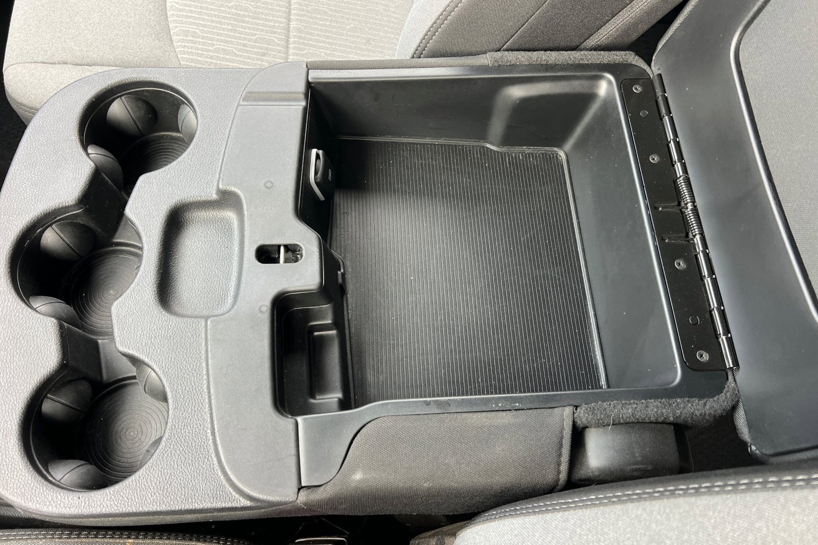 Used 2024 RAM 3500 Big Horn image 31