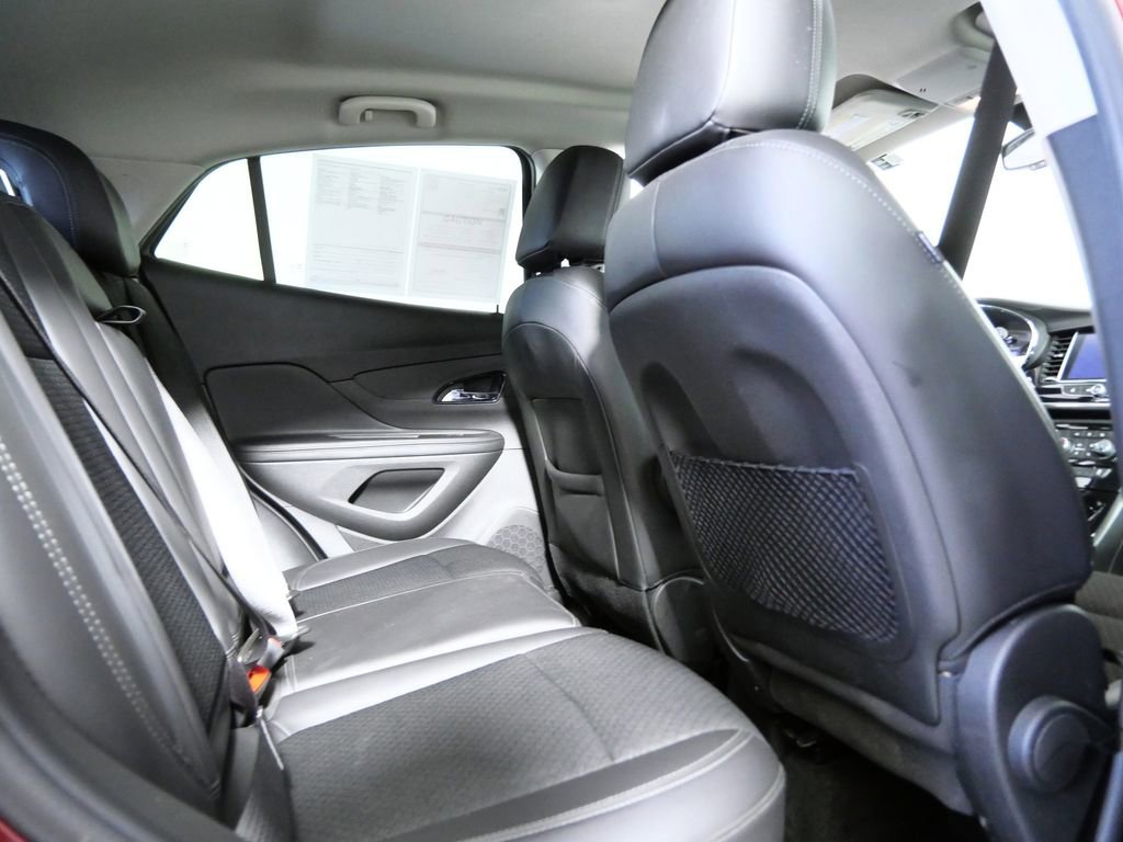 Used 2021 Buick Encore Preferred image 13