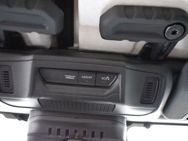 New 2026 Jeep Wrangler Unlimited Rubicon w/ Xtreme 35 Tire Package image 31