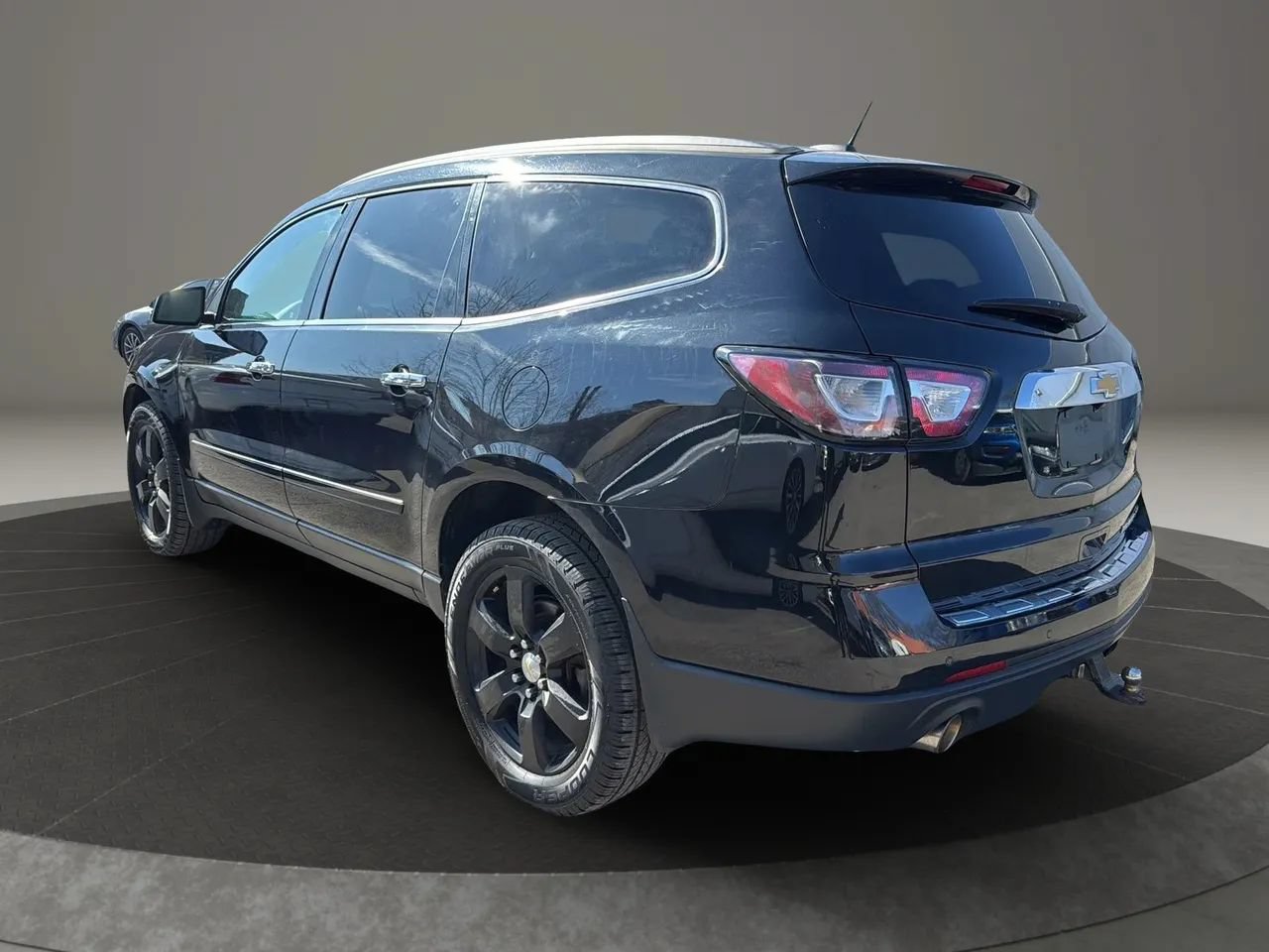 Used 2016 Chevrolet Traverse LTZ AWD/4WD image 7
