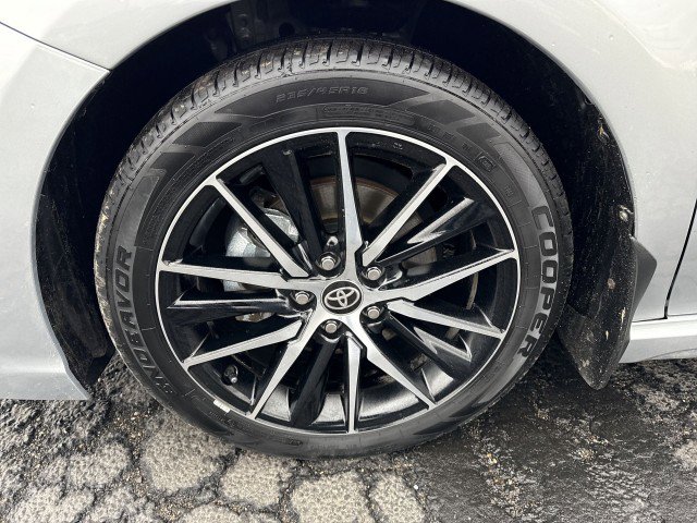 Used 2024 Toyota Camry SE image 18