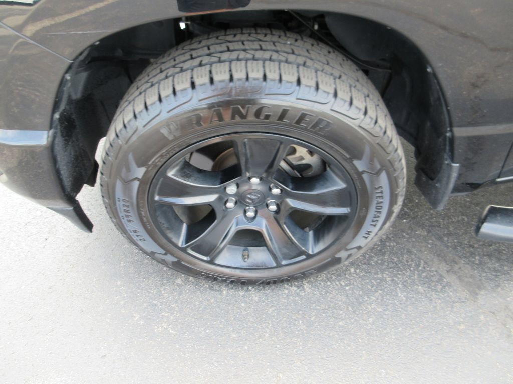 Used 2021 RAM 1500 Big Horn AWD/4WD image 14