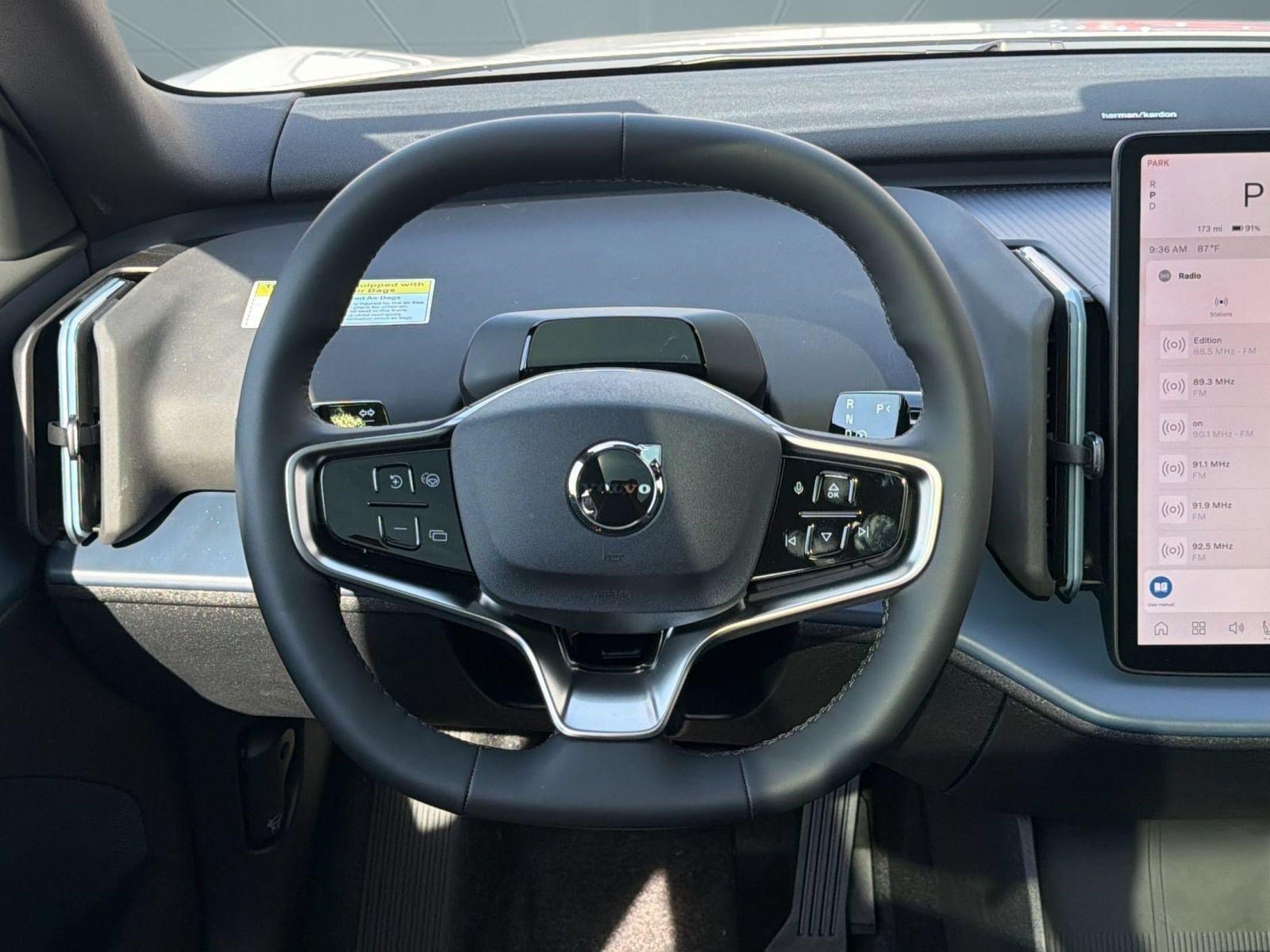 New 2026 Volvo EX30 Ultra w/ Climate Package AWD/4WD image 10