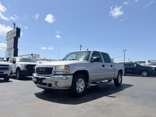 Used 2006 GMC Sierra 1500 SLT w/ Onstar Plus Package AWD/4WD image 2
