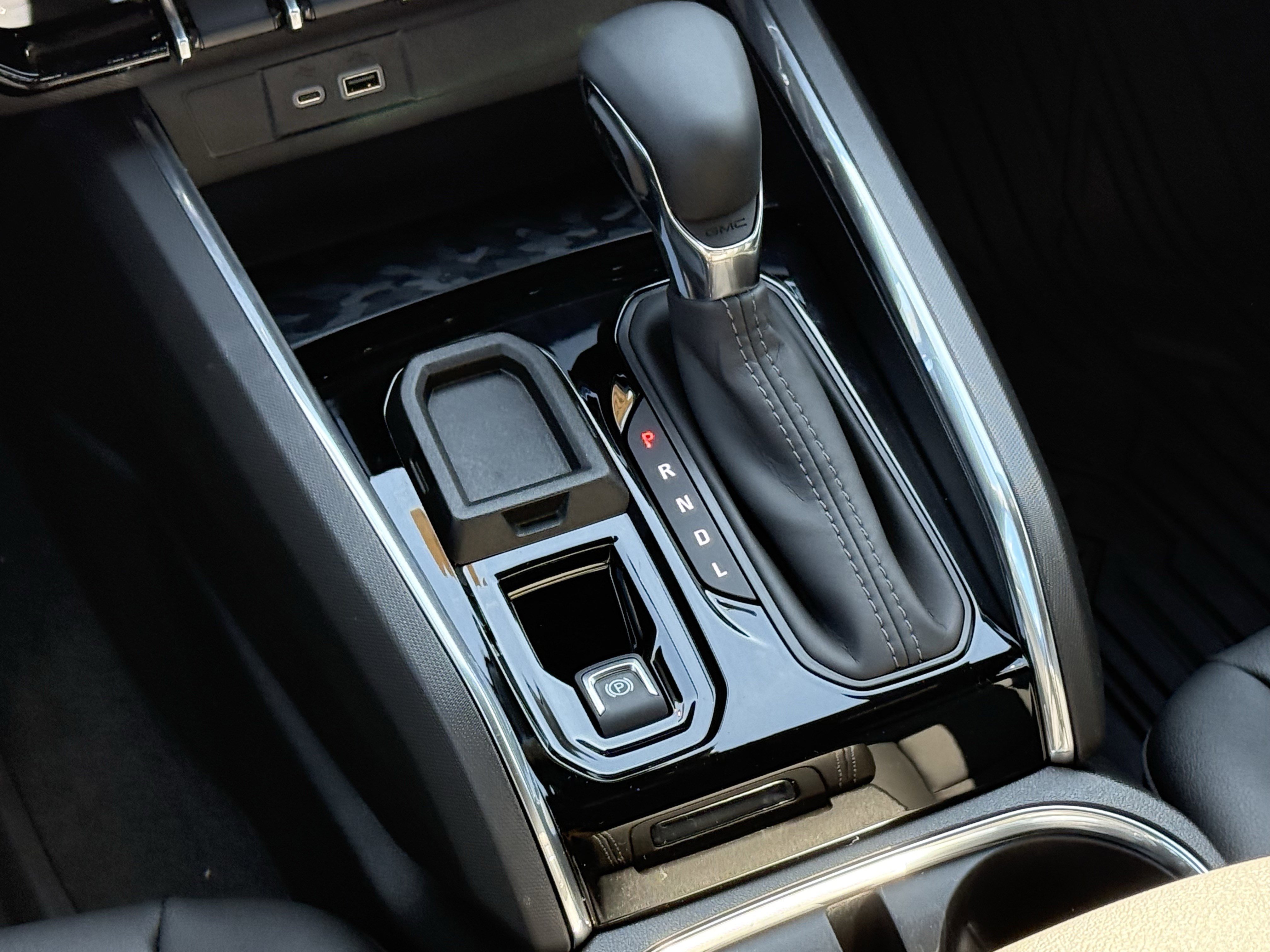 New 2026 GMC Canyon Elevation w/ Convenience Package image 15