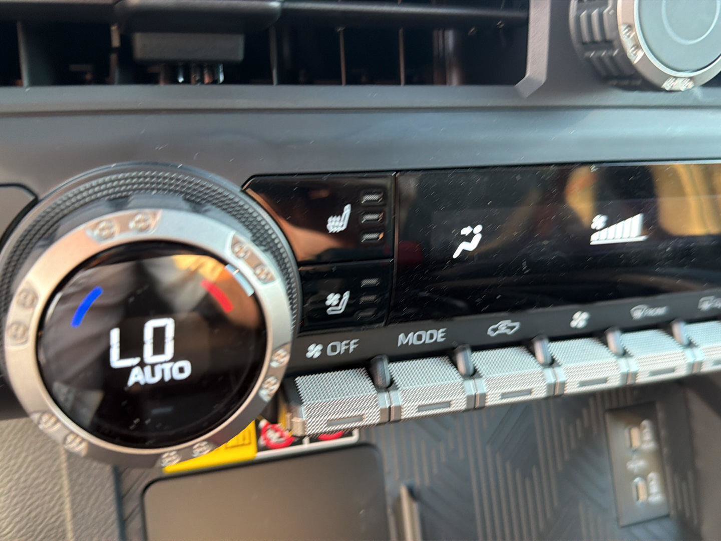 New 2026 Toyota Tacoma TRD Pro AWD/4WD image 28
