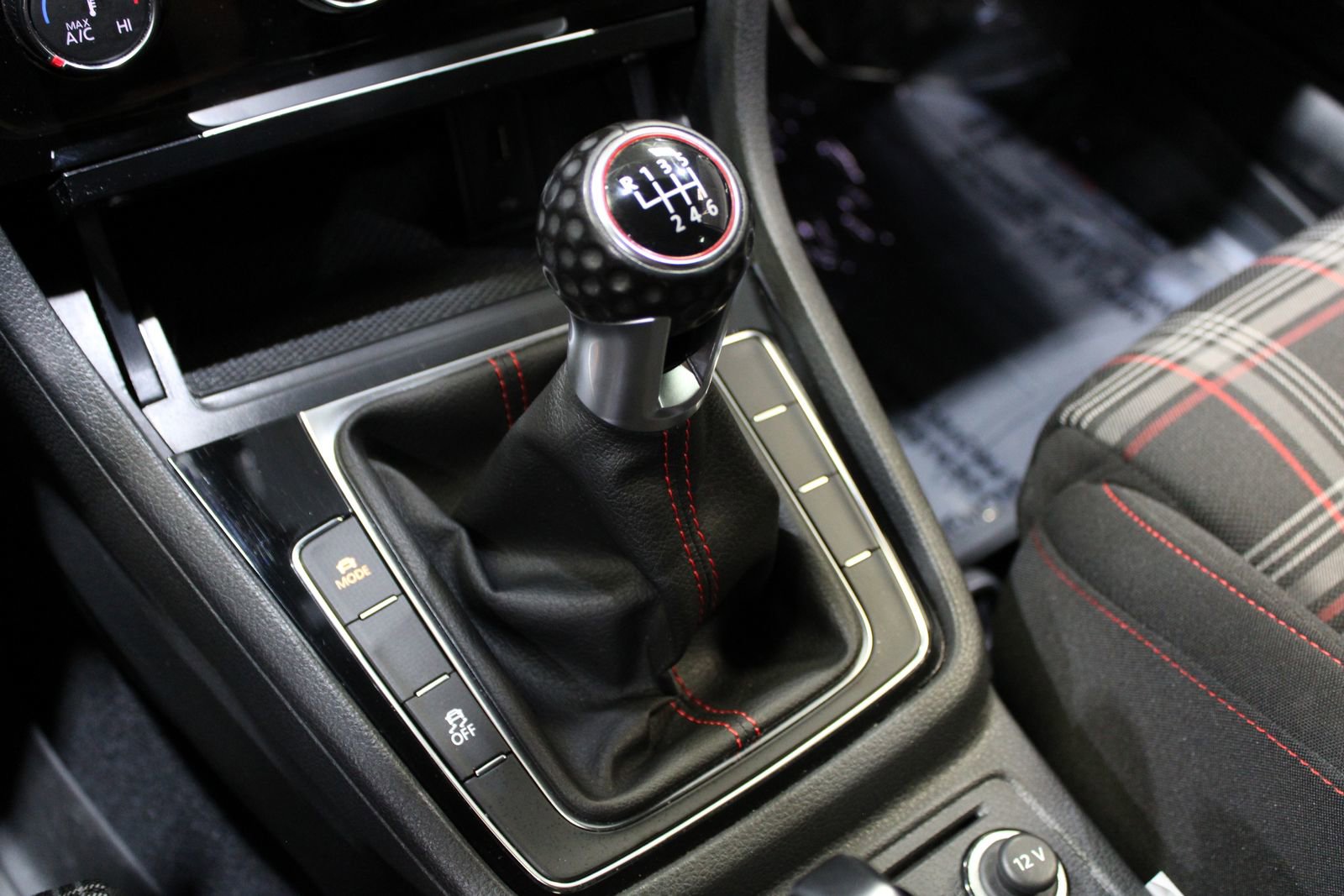 Used 2018 Volkswagen GTI S image 29