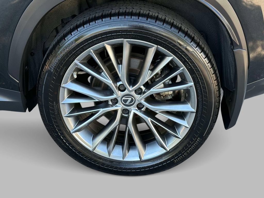 Used 2022 Lexus NX 350h AWD w/ Vision Package image 13