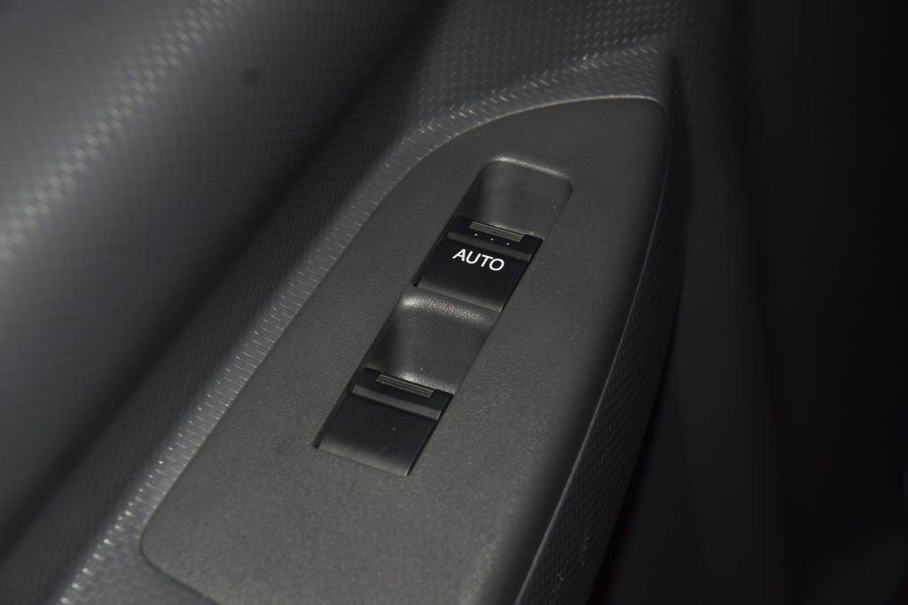 Used 2024 Chevrolet Low Cab Forward 5500XG image 28