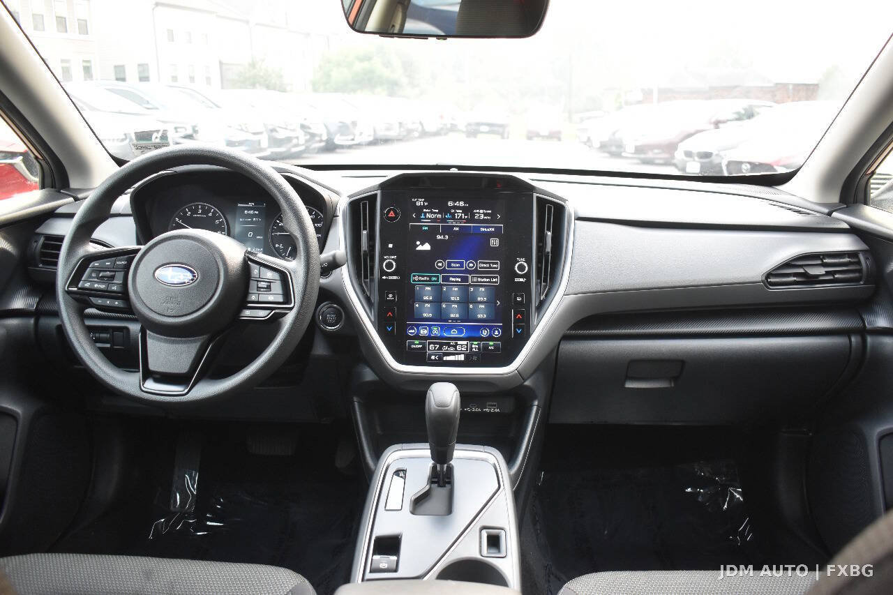 Used 2024 Subaru Crosstrek 2.0i Premium w/ Crosstrek Mirror Package AWD/4WD image 17